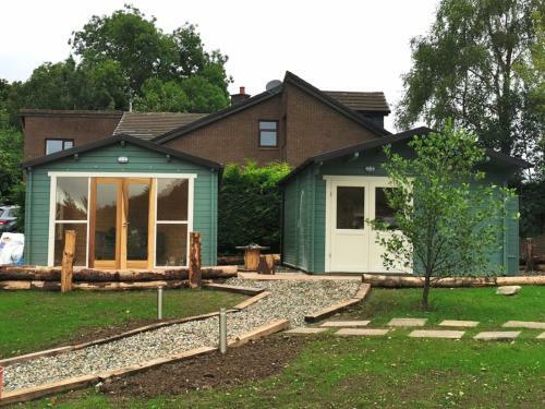 The Oaks Luxury Lodges