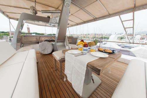 Vita Nauta Boat & Breakfast