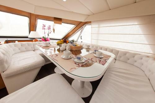 Vita Nauta Boat & Breakfast
