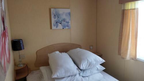 8 Berth Golden Sands (Herald)