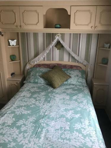 S&c 6 Berth