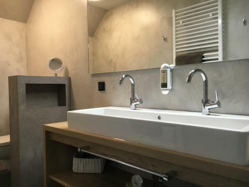Hostal Pension Und Apartment Haus Angelika