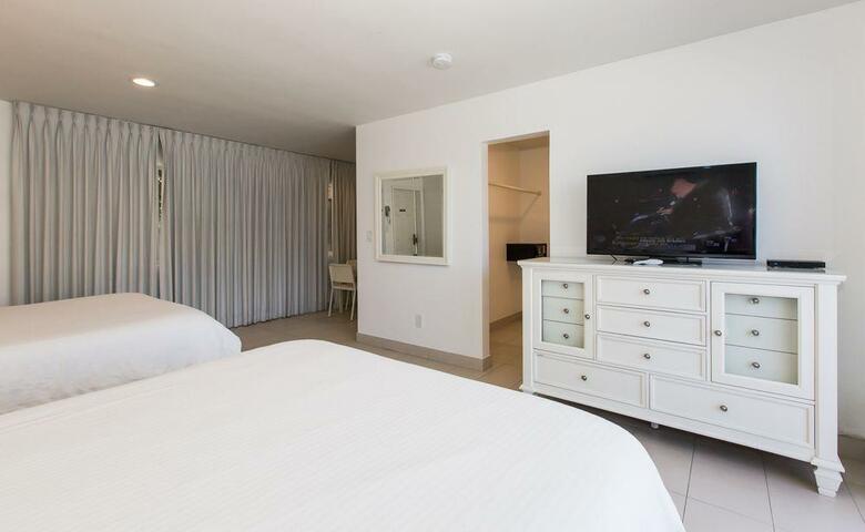 Premiere Hotel