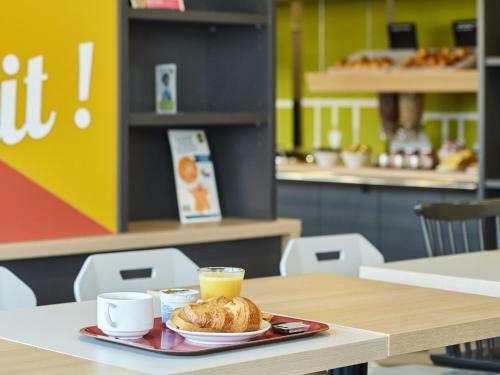 Hotel B&B H�tel Angers 2 Universit�