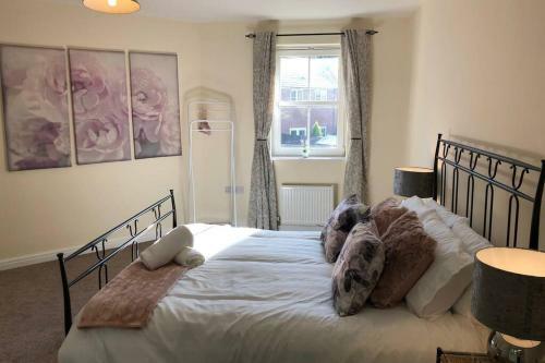 Villa Silver Stag, High-end, Modern 3 Double Bedroom With Parking