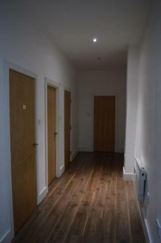 Spacious Shude Hill Apartment With Balcony