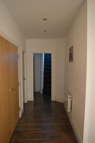 Spacious Shude Hill Apartment With Balcony