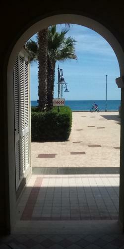 Hostal Brezza Marina