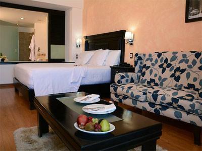 Hotel La Posada & Beach Club