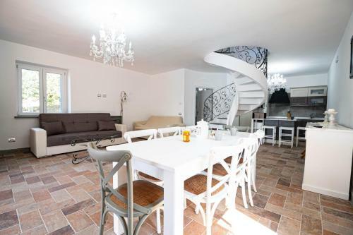 Luxury Villa Arianna