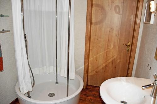 Apartamento Ferienwohnungen Unterm Reetdach Im