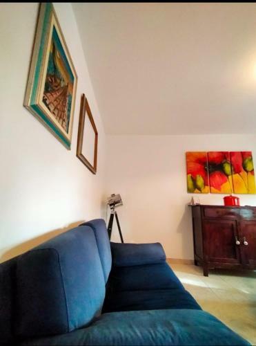 Hostal Calmasino Room