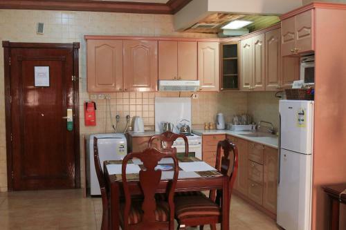 Gulf Park Hotel Apartment