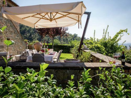 Lavish Villa In Cortona With Swimming Pool