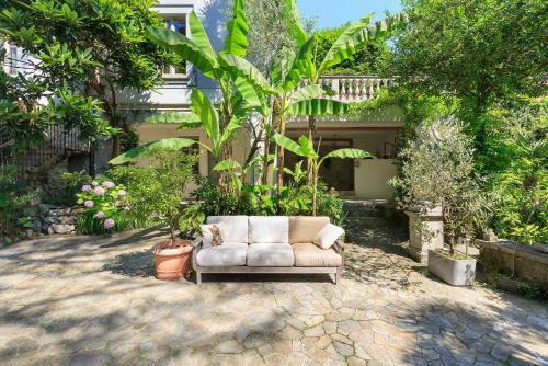 Historical Villa Gina With Magic Lake View