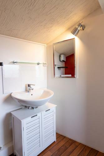 Maison Chaleureuse-grand Jardin-proche Saumur