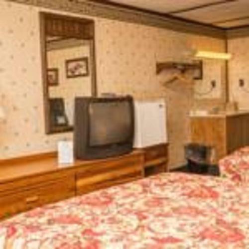 Dutch Treat Motel