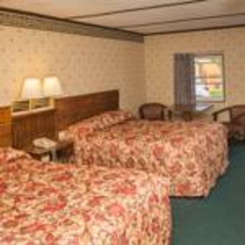 Dutch Treat Motel