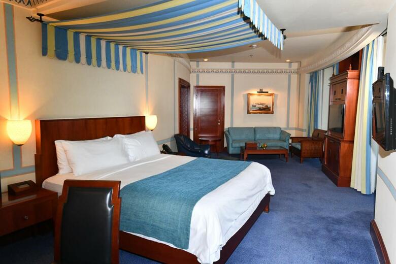 Hotel Rosewood Corniche