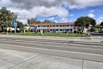 Motel 6 Petaluma