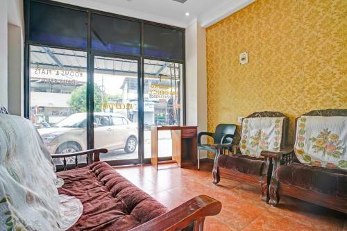 Hotel Oyo 88267 Diamond Inn