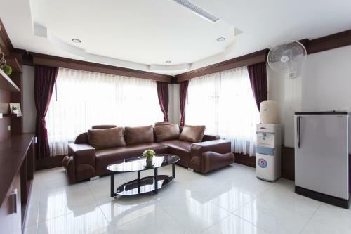 Baan Intira Pool Villa