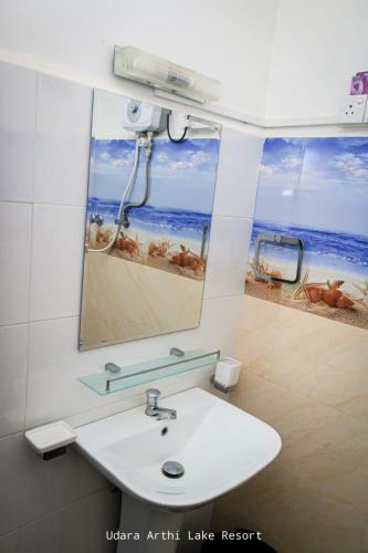Hostal Udara Arthi Lake Resort