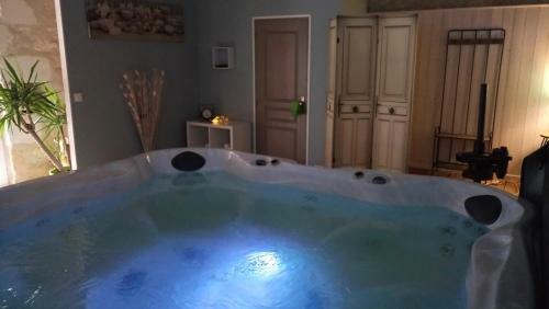 Gite Des Caves Piscine Spa
