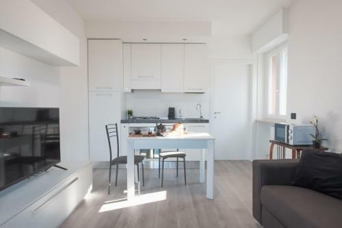 By The Lake Apartments - Smart