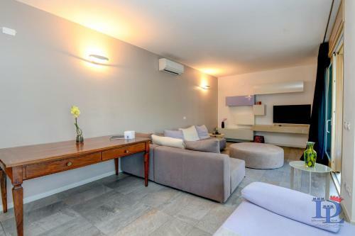Apartamento Desenzanoloft Oscar Luxury Suite