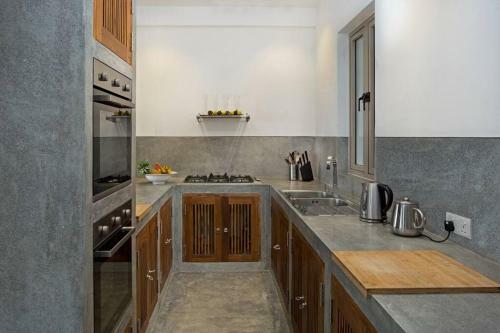 Nilwella Palms - Fabulous Beachfront Villa