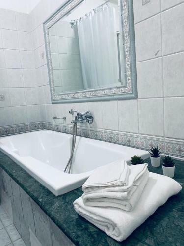 B&B Adc Home