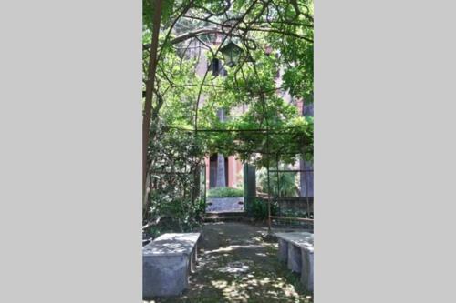 Il Guardiano Di Villa Falco