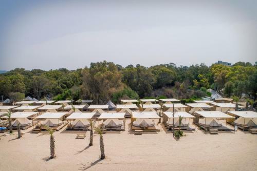 Hotel Achziv Beach - Glamping Resort