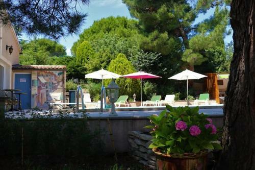 Hostal Domaine Des Gendalis Proche Avignon