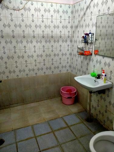 Apartamento Das Gro�e Rosa @ Shibani's Corner, Brookefields