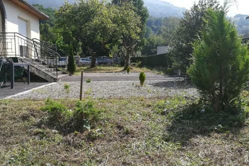 Maison Jardin Priv�e Avec Commerces 10 Mns A Pied