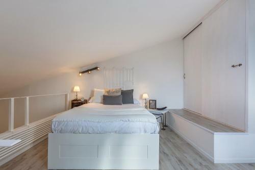 Ferrara Duplex Terrace Apartment X4