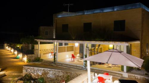Le Suites Del Carrubo