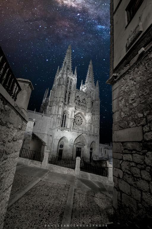 Hotel Happy Hostal Carrales