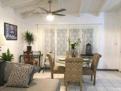 Apartamento Crown Quarters Vacation Home