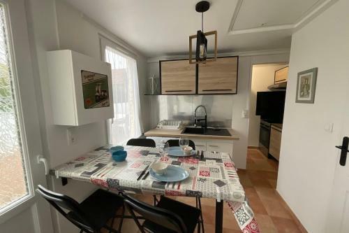Nice 33m With Terrace Near The Beach