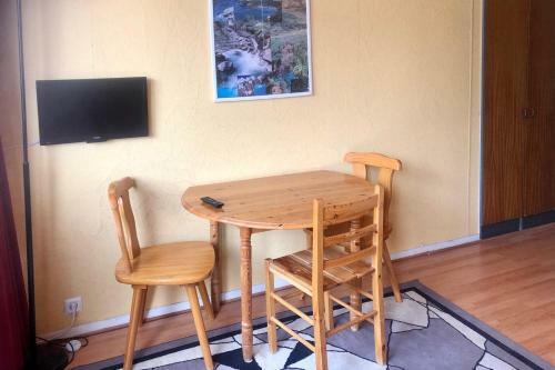 Apartamento Well Equipped Studio With Balcony And Superb View