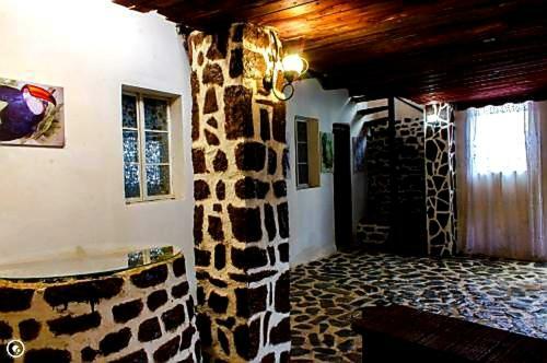 Hostel Edward Lear 1848