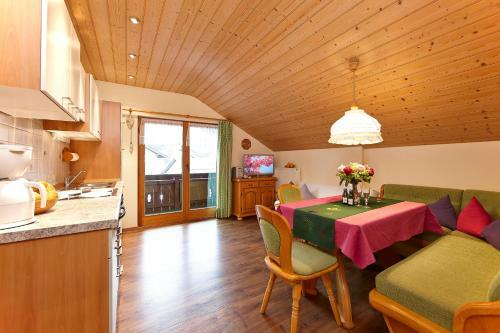 Hostal G�stehaus Alpina