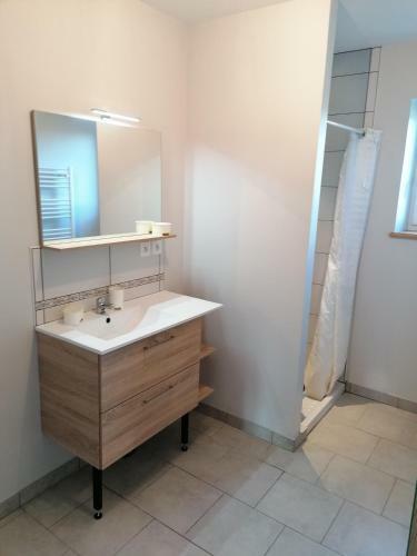 Maison � La Campagne Avec Chemin�e