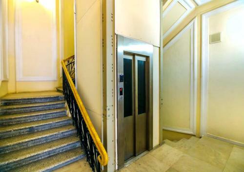 Apartment On Gazelli - Nizami St