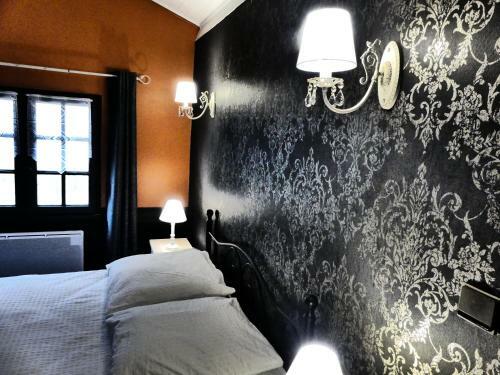 Hostal La Petite Auberge