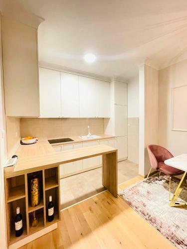 Apartman Purple