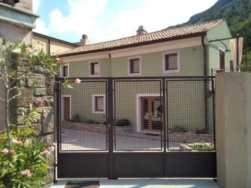 Hostal Camere B81 Di Strain Neva
